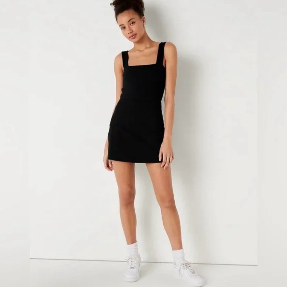 Black Victoria’s Secret Ribbed Sporty Dress
